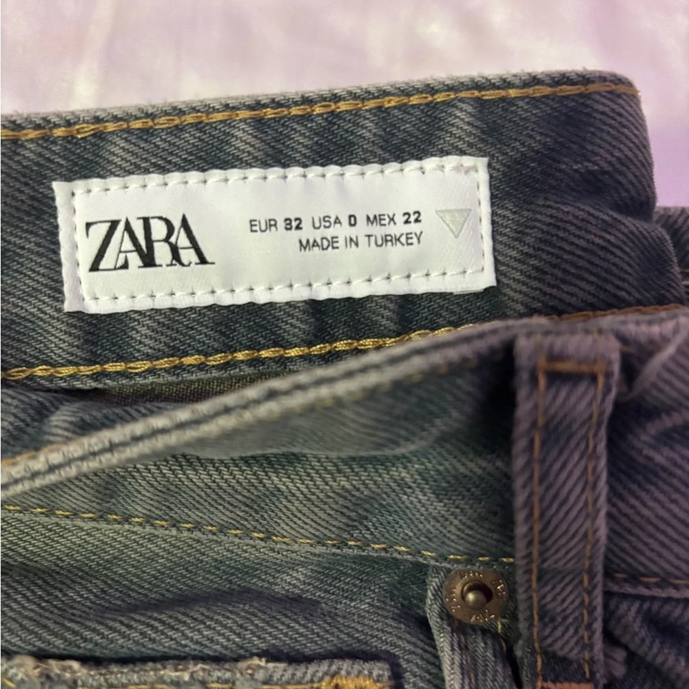 Zara Women’s Charcoal Barrel Jeans - Picture 2 of 4